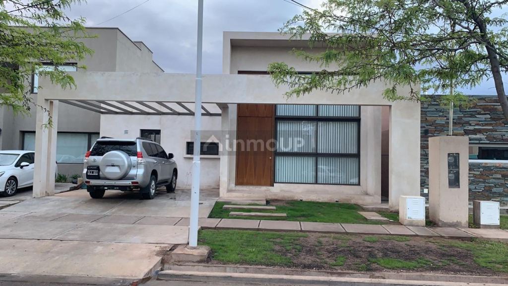 Casa en Alquiler en Lujan de Cuyo, Mendoza