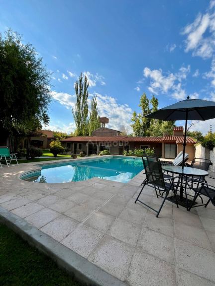 Casa en Venta en Lujan de Cuyo, Mendoza