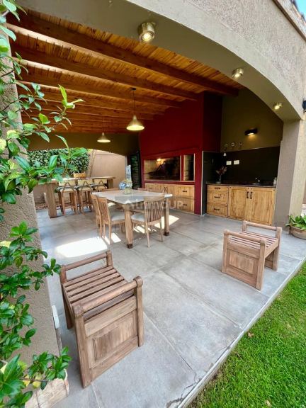 Casa en Venta en Lujan de Cuyo, Mendoza