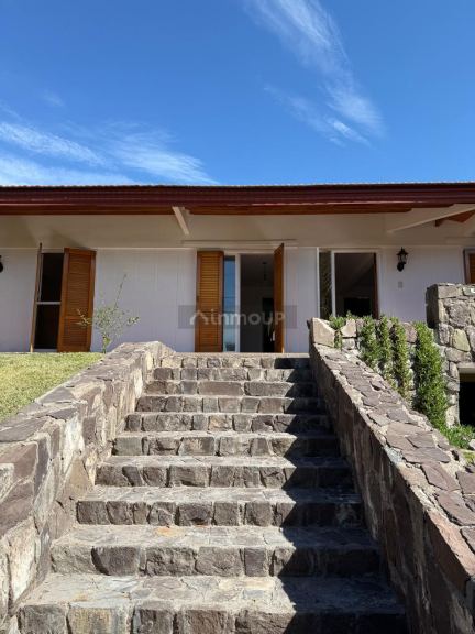 Casa en Alquiler en Capital, Mendoza