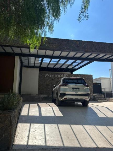 Casa en Venta en Capital, Mendoza