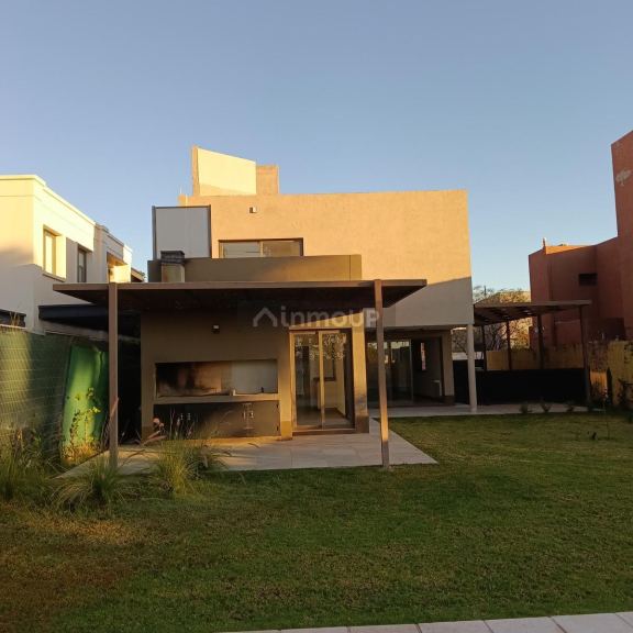 Casa en Venta en Las Heras, Mendoza