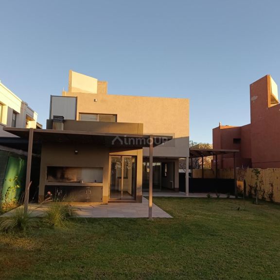 Casa en Venta en Las Heras, Mendoza