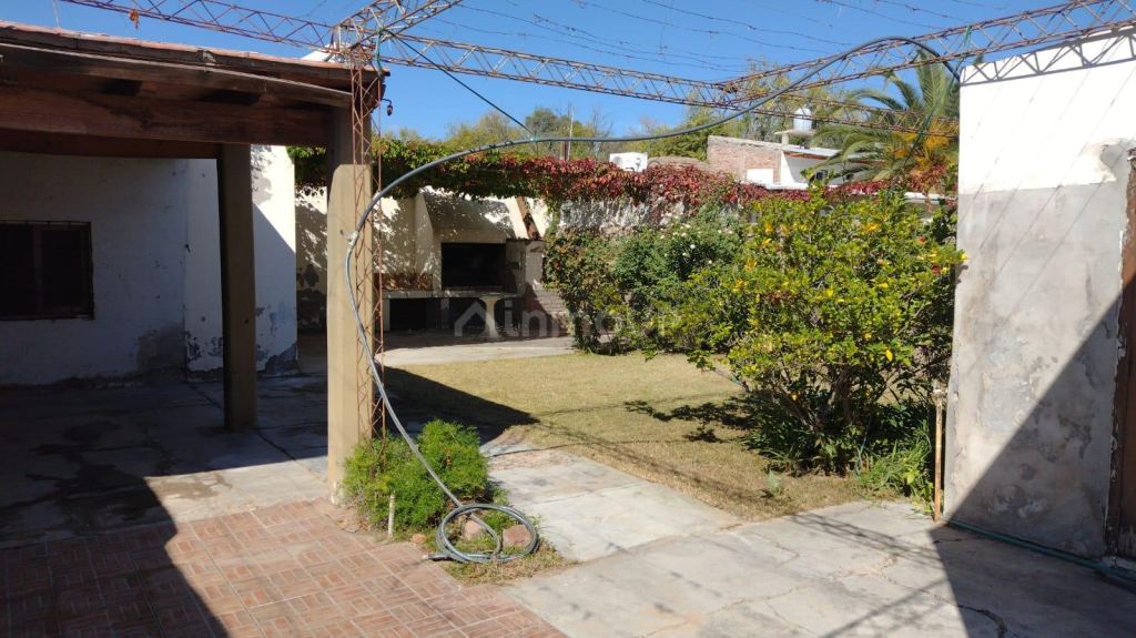 Casa en Venta en Rivadavia, Mendoza