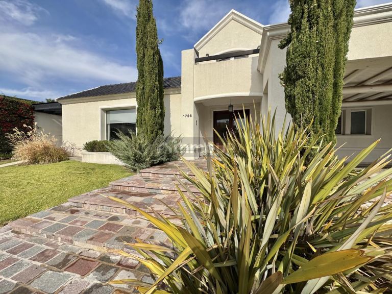 Casa en Venta en Capital, Mendoza