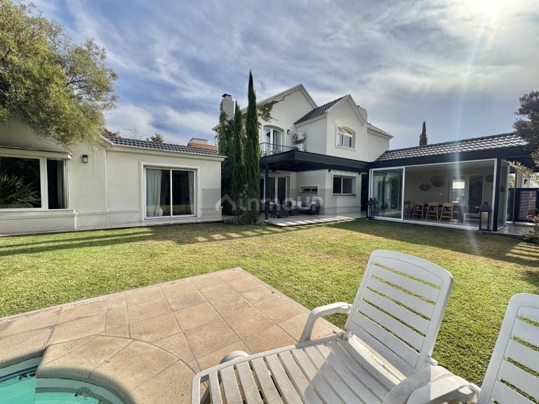 Casa en Venta en Capital, Mendoza