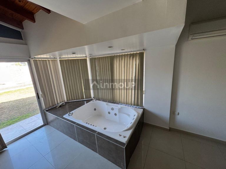 Casa en Venta en Capital, San Juan