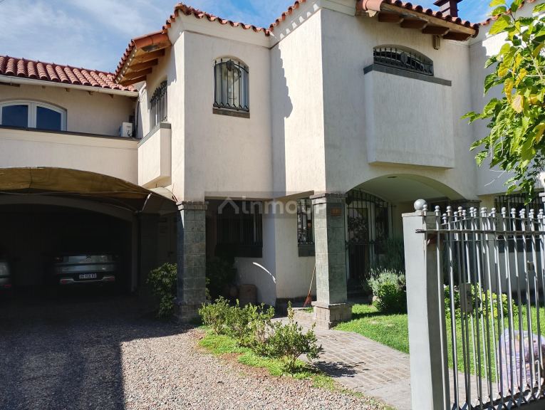 Casa en Venta en Guaymallen, Mendoza