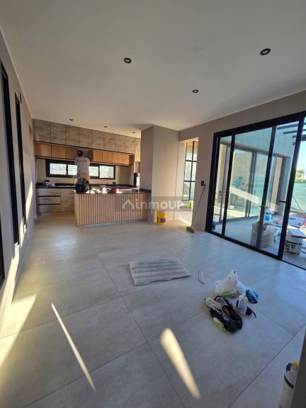 Casa en Venta en Lujan de Cuyo, Mendoza - USD 235.000 | Inmoup - 22