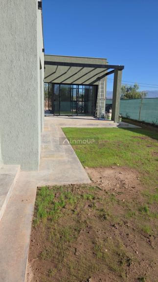 Casa en Venta en Lujan de Cuyo, Mendoza - USD 235.000 | Inmoup - 21