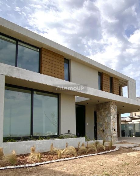 Casa en Venta en Funes, Santa Fe - USD 530.000 | Inmoup - 11