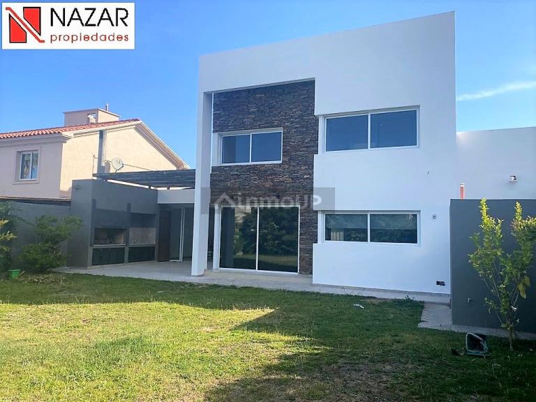 Casa en Alquiler en Godoy Cruz, Mendoza - USD 1.900 | Inmoup - 2