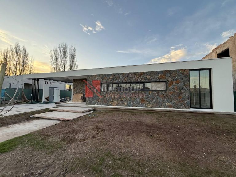 Casa en Venta en Lujan de Cuyo, Mendoza