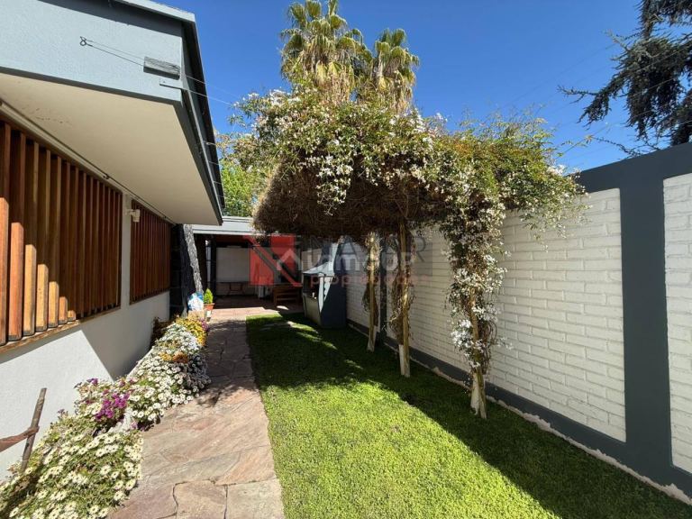Casa en Venta en Godoy Cruz, Mendoza