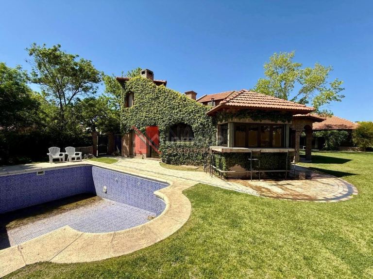 Casa en Venta en Godoy Cruz, Mendoza