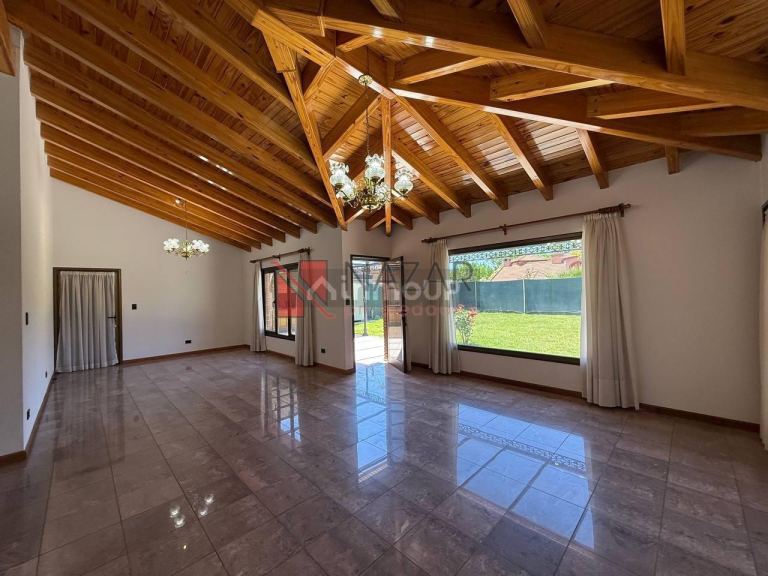 Casa en Alquiler en Godoy Cruz, Mendoza