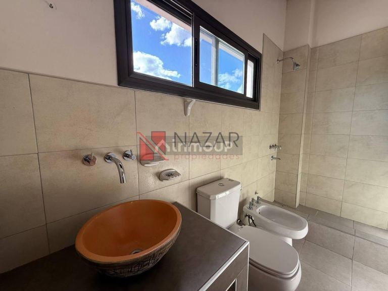 Casa en Alquiler en Maipu, Mendoza