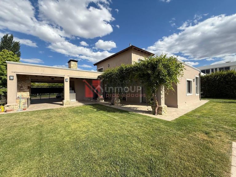 Casa en Alquiler en Maipu, Mendoza