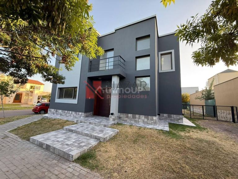 Casa en Alquiler en Maipu, Mendoza