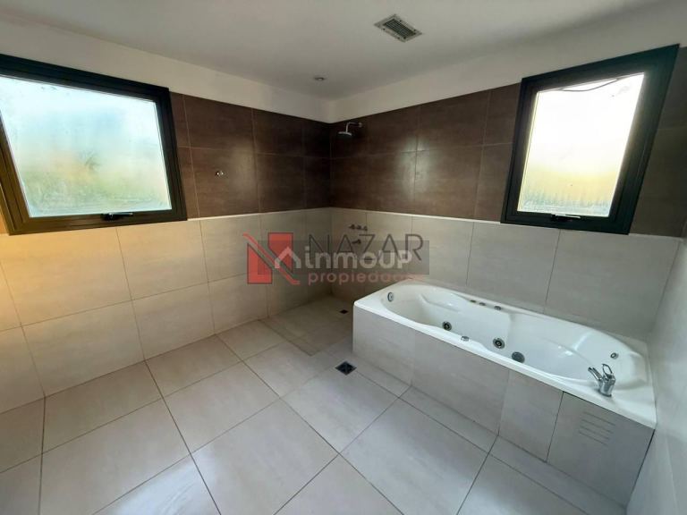 Casa en Alquiler en Maipu, Mendoza