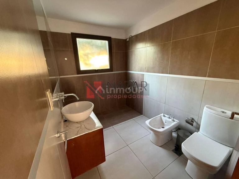 Casa en Alquiler en Maipu, Mendoza