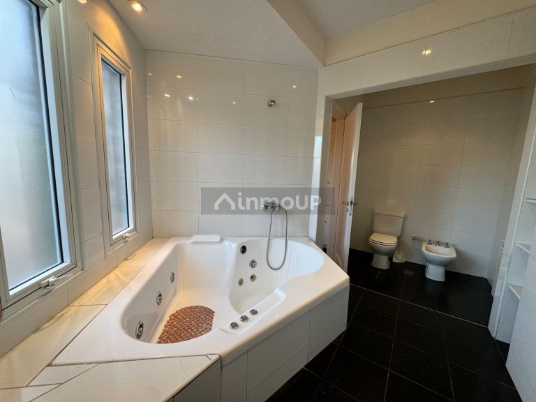 Casa en Alquiler en Godoy Cruz, Mendoza