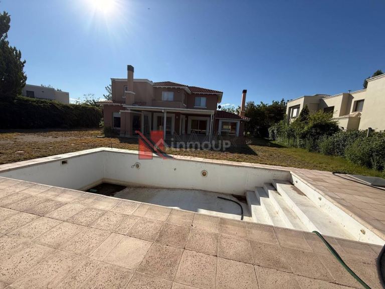 Casa en Venta en Maipu, Mendoza