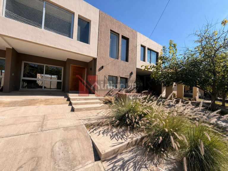 Duplex en Venta en Maipu, Mendoza