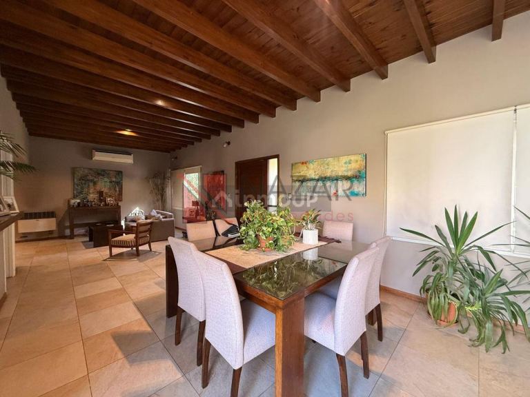 Lujan de Cuyo Barrio Alto de la Carrodilla, Luján de Cuyo, Mendoza