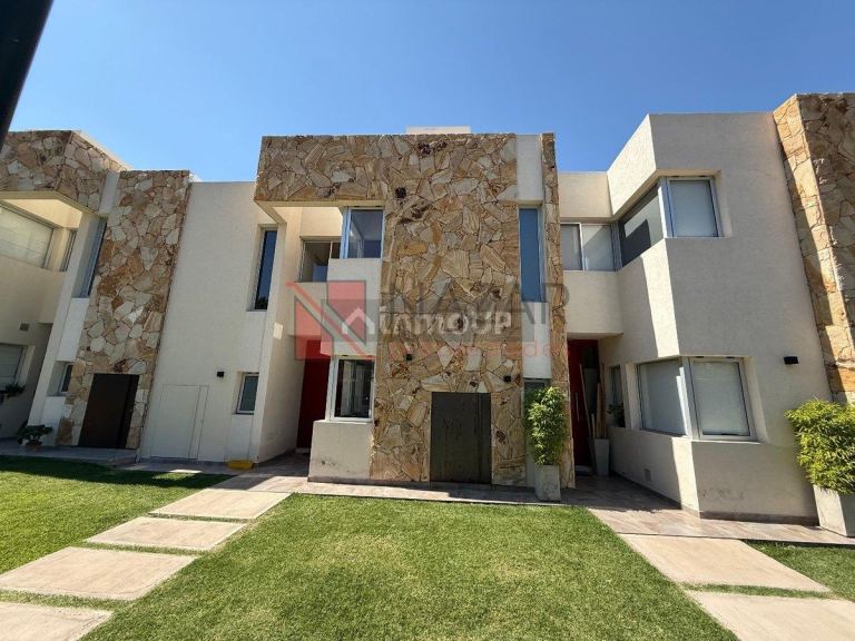 Lujan de Cuyo COMPLEJO CONJUNTO  LOS ARBOLES