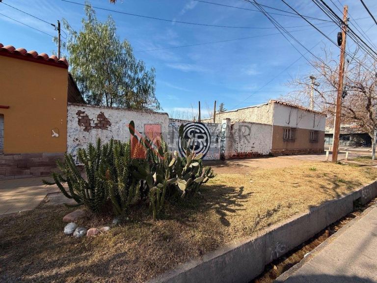 Godoy Cruz Córdoba 687, Gobernador Benegas, Mendoza