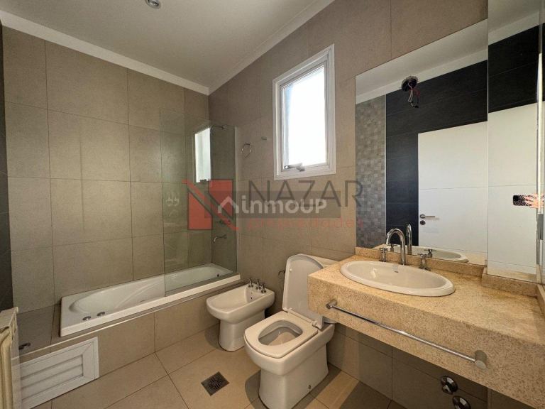 Casa en Alquiler en Godoy Cruz, Mendoza - USD 1.900 | Inmoup - 17