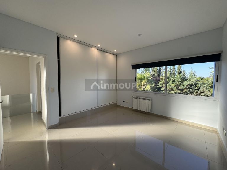 Casa en Alquiler en Godoy Cruz, Mendoza - USD 1.900 | Inmoup - 11