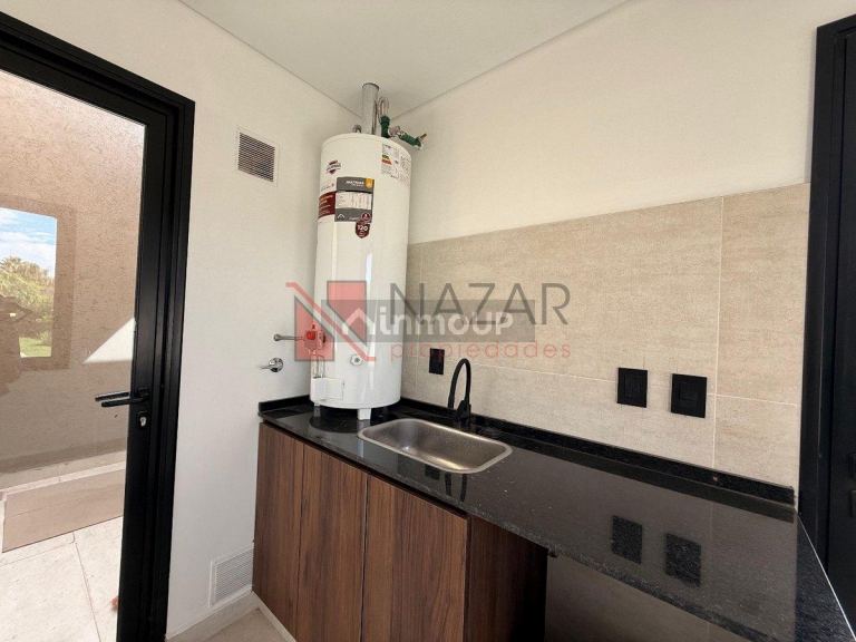 Casa en Venta en Lujan de Cuyo, Mendoza - USD 310.000 | Inmoup - 14