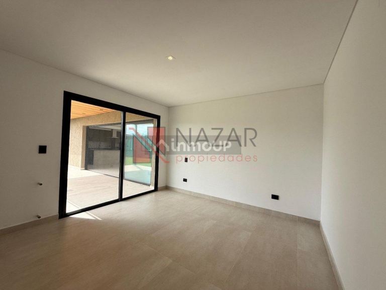 Casa en Venta en Lujan de Cuyo, Mendoza - USD 310.000 | Inmoup - 12