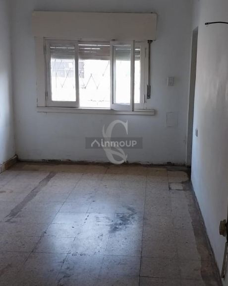 Chalet en Venta en Avellaneda, Buenos Aires Interior