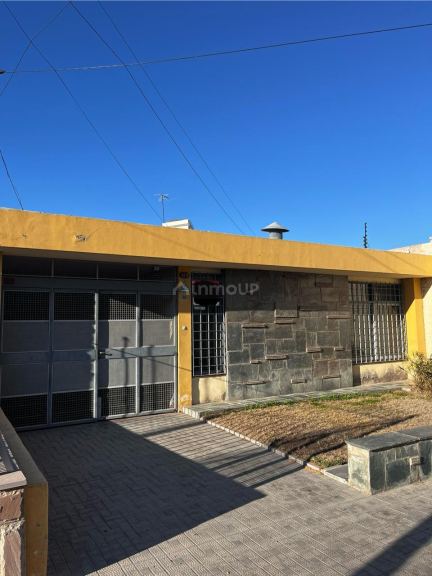 Casa en Venta en Guaymallen, Mendoza