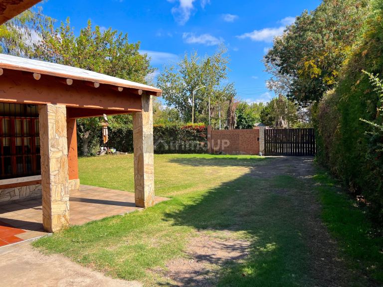 Casa en Venta en Guaymallen, Mendoza