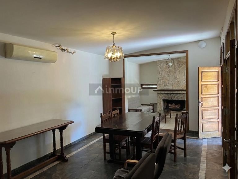 Casa en Venta en Guaymallen, Mendoza