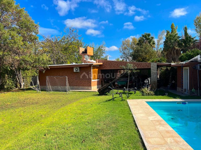 Casa en Venta en Guaymallen, Mendoza