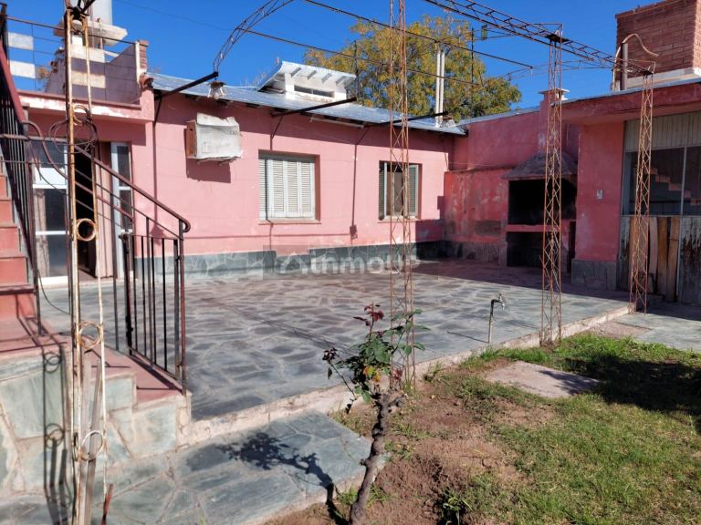 Casa en Venta en Guaymallen, Mendoza