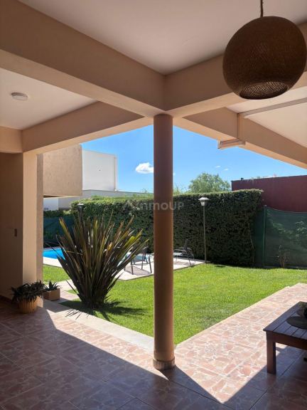 Casa en Venta en Maipu, Mendoza