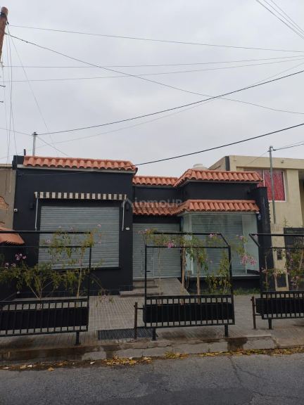 Local Comercial en Venta en Godoy Cruz, Mendoza