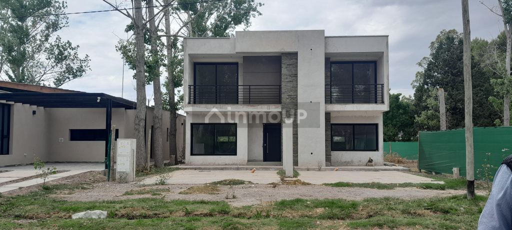 Duplex en Venta en Maipu, Mendoza