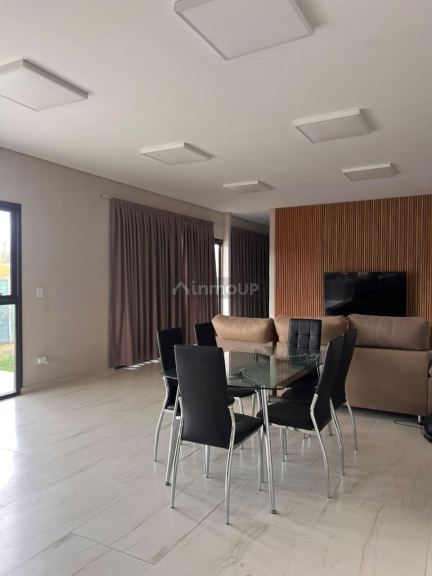 Casa en Venta en Maipu, Mendoza