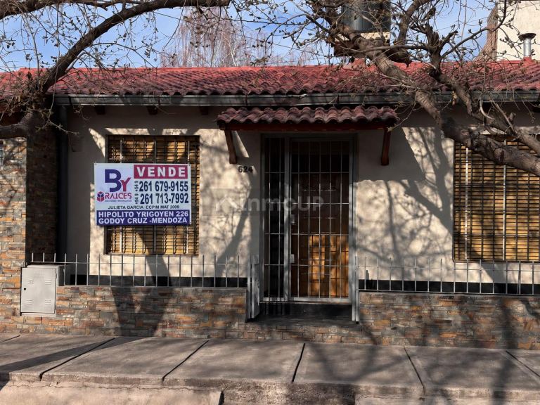Casa en Venta en Guaymallen, Mendoza