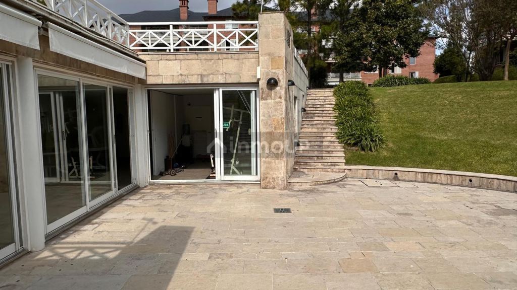 Departamento en Venta en San Isidro, G.B.A. Zona Norte