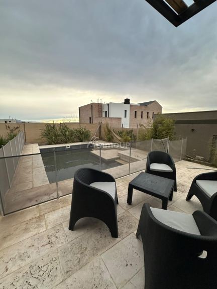 Casa en Alquiler en Capital, Mendoza