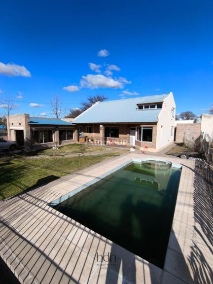 Casa en Venta en Utracan, La Pampa