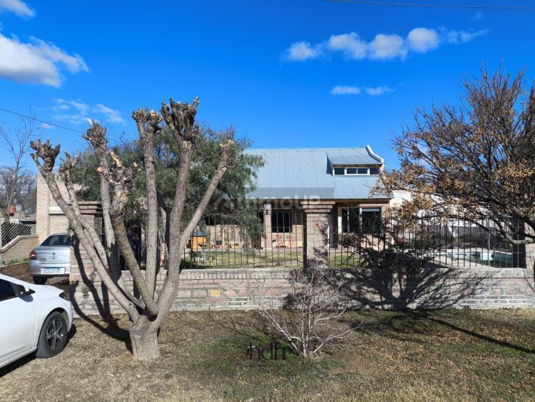 Casa en Venta en Utracan, La Pampa
